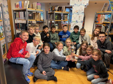 Lesesommer-Pokal der Stadtbcherei Hachenburg geht an die Grundschule Atzelgift-Streithausen