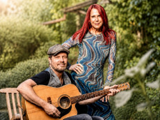 Livemusik im Casino Gambrinus: Acoustic2gether in H�hr-Grenzhausen