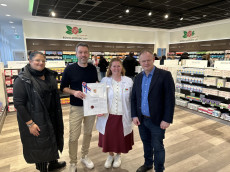 Neuer Schwung f�r Neuwied: Rosen-Apotheke zieht in die alte Hauptpost