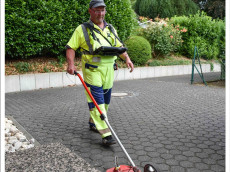 Rolf Franke sucht Gaslecks im Auftrag der Stadtwerke Neuwied