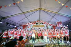 Karneval in Oberlahr: Kost�msitzung ist immer ein Fest der Freude und Tradition