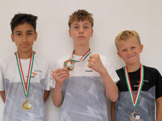 Athleten von Sporting Taekwondo verlie�en Teuto-Cup mit zweimal Gold und einmal Silber 