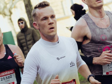 L�ufer des VfL Waldbreitbach beim Berliner Halbmarathon