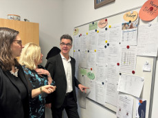 Berufliche Sprachf�rderung: VHS Neuwied wirbt um st�rkere Zusammenarbeit mit Arbeitgebern