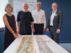 "Vater Rhein" im Sonderformat