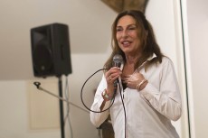 Frauen m�ssen bessere Netzwerker werden und mehr lachen