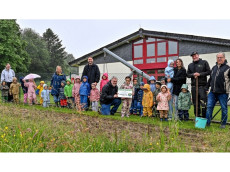 Bl�hende Vielfalt: Bellingens Kindergarten "Ratz-Fatz" wird erste Kr�uterwind-Kita im Westerwald