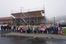 Richtfest markiert Meilenstein fr Grundschule in Nister-Mhrendorf