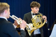 Von Barock bis Jazz: Junge Talente des Landesmusikgymnasiums begeistern in Selters