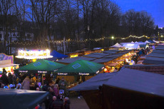Weihnachtszauber in Puderbach: Kunsthandwerk und Genuss am Alten Bahnhof