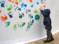 Von Seifenblasen bis Kinderdemonstration: Ein Fest der Kinderrechte in Altenkirchen