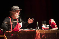 Bestsellerautor Klaus-Peter Wolf in Betzdorf - Der Mrder luft noch frei herum