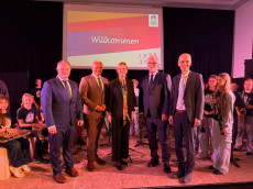 Rhein-Wied-Gymnasium feiert 150-j�hriges Bestehen mit Festakt