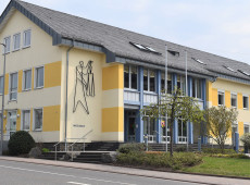 Geldstrafe wegen sexueller Bel�stigung einer Sch�lerin - Amtsgericht Altenkirchen verhandelte