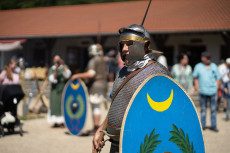 R�merWelt Rheinbrohl feiert Saisonstart und Limes-Jubil�um