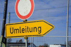 Sperrung der K113 f�r Ultranet-Projektarbeiten in Neuh�usel