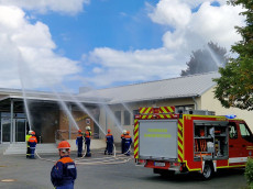 25 Jahre Jugendfeuerwehr Helferskirchen: Schaubung und Ehrungen
