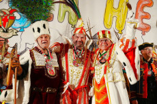 Start in die Karnevalssession: Engers feiert sein neues Dreigestirn mit gro�er Proklamation