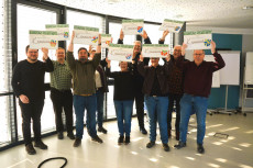 �Kr�uterwind� �berreichte weitere Ortstafeln an �Kr�uterwind-Kommunen� in der VG Westerburg