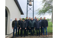 Neuer Glockenturm in Helmenzen feierlich eingeweiht