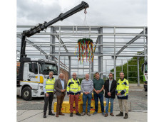Syna erweitert Logistikstandort in Urbach f�r die Energiewende