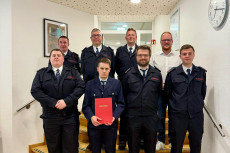 VG-Feuerwehr Kirchen: Bef�rderungen, Jubil�en und neue Verpflichtungen