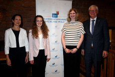 Zwei neue Steuerberaterinnen aus dem Kreis Altenkirchen bestellt