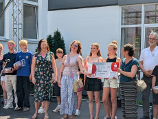 150 Jahre Rhein-Wied-Gymnasium: 12.000 Euro f�r das Hospiz