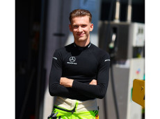 Enrico F�rderer behauptet Tabellenf�hrung in der GT4 Europameisterschaft