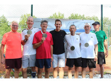 Gedenkturnier f�r Heribert Heinz: Tennisfreunde ehren verstorbenen Wegbereiter