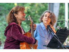 Musikalische Lesung zu Erich K�stner begeistert im b-05 Caf� in Montabaur