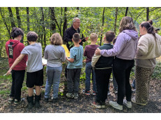Naturerlebnis am Schwanenteich: Inklusive Waldjugendspiele begeistern Kinder