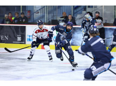 Erster Saisonsieg: EHC Neuwied bezwingt Hammer Eisb�ren mit 3:0