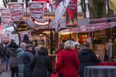 Schlemmerfestival der Currywurst und Schokolade zieht Genie�er nach Neuwied