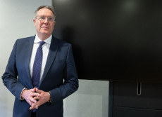 SPD in Rheinland-Pfalz analysiert Wahlniederlage - Schweitzer r�umt Fehler ein