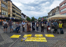 Amnesty International protestiert in Neuwied gegen Folter im Iran