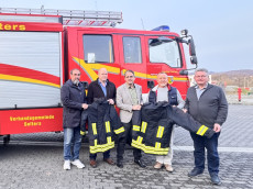 Verbandsgemeinde Selters spendet ausgediente Feuerwehrartikel an die Ukraine