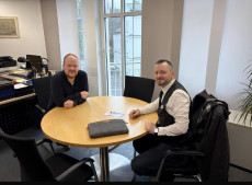 Transformationsbegleitung in Kirchen: Ein Dialog �ber die Zukunft der Arbeitswelt