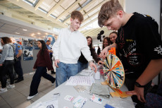 Pr�ventionstag in Westerburg: "Ein ganzes Dorf f�r die Jugend"