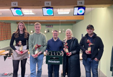 Spannender Wettkampf im Moorbachtal: Adventsschie�en des JGV Bad H�nningen