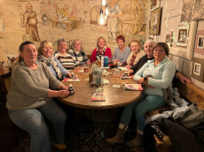 Vorweihnachtliche Entdeckungstour der Bezirks-Landfrauen Rhein-Wied in Unkel