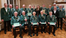 Ehrungen fr jahrzehntelange Treue bei der St. Hubertus Schtzenbruderschaft Robach