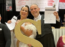 Aufstieg in die Elite: Iris und Dieter tanzen sich an die Spitze