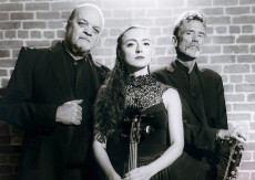 Trio "Blackwood" kehrt nach Birnbach zurück