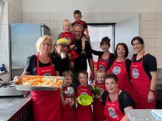 Sternekoch Stefan Marquard bekochte die Kita St. Antonius in Niederelbert
