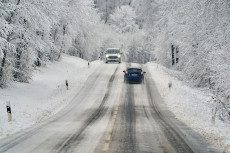 Glatteisgefahr in Rheinland-Pfalz: Vorsicht zu Wochenbeginn