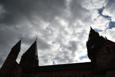 Regenwolken und Gewitter: Tr�be Aussichten f�r Rheinland-Pfalz