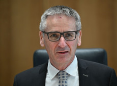 Langj�hriger Landtagspr�sident Hering verl�sst den Landtag