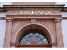 Hohe Kassenkredite: Landkreistag um Kommunen besorgt