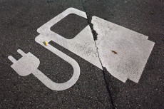 Rheinland-Pfalz kmpft mit Ladepunkt-Engpass fr Elektroautos